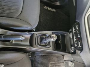 Toyota Starlet 1.5 Xi - Image 10
