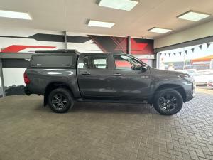Toyota Hilux 2.4GD-6 double cab Raider auto - Image 3