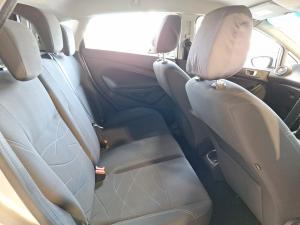 Ford Fiesta 5-door 1.6TDCi Trend - Image 12