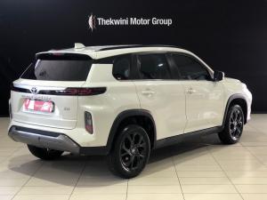 Toyota Urban Cruiser 1.5 XR manual - Image 2
