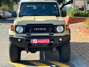 Toyota Land Cruiser 76 2.8GD-6 station wagon LX auto - Image 4