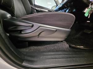 Toyota Hilux 2.4GD-6 double cab Raider auto - Image 18