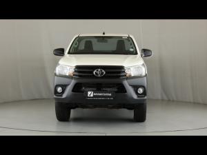 Toyota Hilux 2.4GD-6 4x4 SR - Image 4