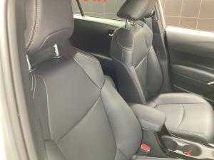 Toyota Corolla Cross 1.8 Hybrid XR - Image 17