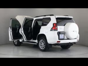 Toyota Land Cruiser Prado 3.0DT VX-L - Image 10