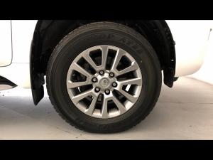 Toyota Land Cruiser Prado 3.0DT VX-L - Image 32