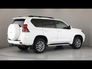 Toyota Land Cruiser Prado 3.0DT VX-L - Image 2