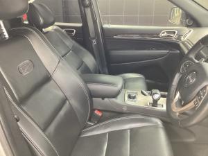 Jeep Grand Cherokee 3.6L Overland - Image 17