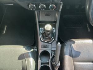 Toyota Corolla 1.4D-4D Prestige - Image 10
