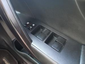 Toyota Corolla 1.4D-4D Prestige - Image 17