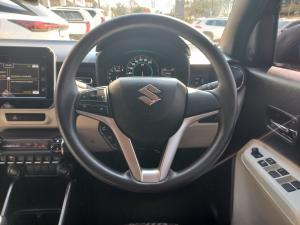 Suzuki Ignis 1.2 GLX auto - Image 8