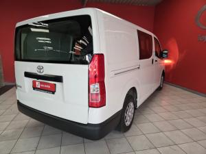 Toyota Quantum 2.8 LWB CrewcabP/V - Image 2