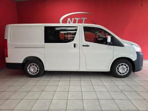 Toyota Quantum 2.8 LWB CrewcabP/V - Image 3