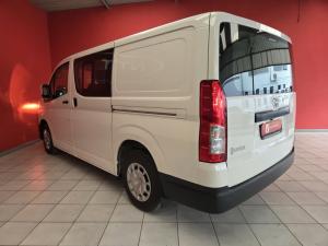 Toyota Quantum 2.8 LWB CrewcabP/V - Image 9