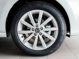 Volkswagen Polo Vivo hatch 1.6 Style - Image 17