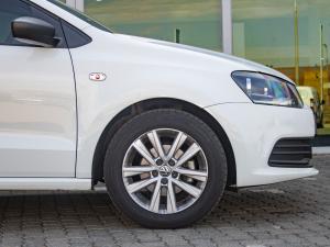 Volkswagen Polo Vivo hatch 1.4 Trendline - Image 16