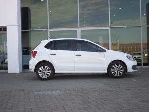 Volkswagen Polo Vivo hatch 1.4 Trendline - Image 17
