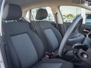 Volkswagen Polo Vivo hatch 1.4 Life - Image 14