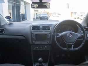Volkswagen Polo sedan 1.4 Comfortline - Image 11