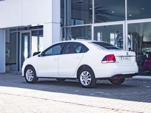 Volkswagen Polo sedan 1.4 Comfortline - Image 5