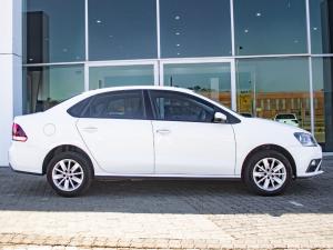 Volkswagen Polo sedan 1.4 Comfortline - Image 8