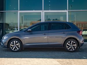 Volkswagen Polo hatch 1.0TSI Life manual - Image 4