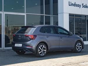 Volkswagen Polo hatch 1.0TSI Life manual - Image 7