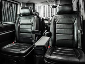 Volkswagen Caravelle 2.0BiTDI Highline - Image 11