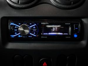 Nissan NP200 1.6i (aircon) - Image 9