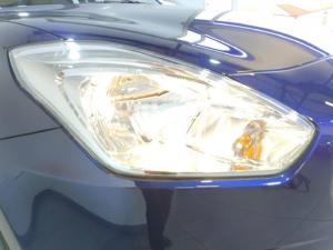 Suzuki Swift 1.2 GL - Image 11