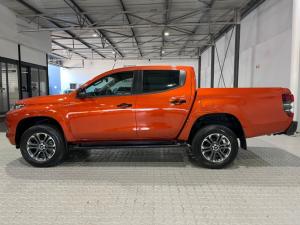 Mitsubishi Triton 2.4DI-D double cab 4x4 auto - Image 4