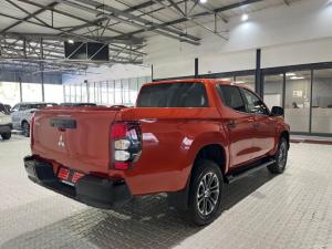 Mitsubishi Triton 2.4DI-D double cab 4x4 auto - Image 6