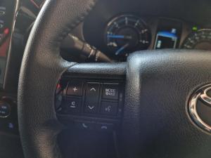 Toyota Hilux 2.8GD-6 double cab 4x4 Legend auto - Image 13