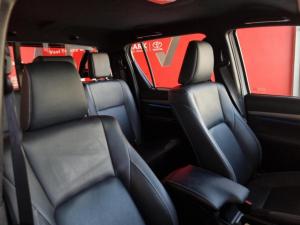Toyota Hilux 2.8GD-6 double cab 4x4 Legend auto - Image 19