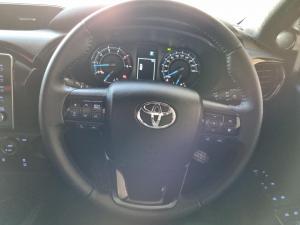 Toyota Hilux 2.8GD-6 double cab Legend auto - Image 10