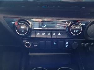 Toyota Hilux 2.8GD-6 double cab Legend auto - Image 13