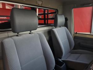 Toyota Land Cruiser 79 4.5D-4D V8 single cab LX - Image 13