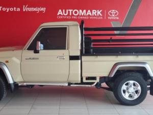 Toyota Land Cruiser 79 4.5D-4D V8 single cab LX - Image 5