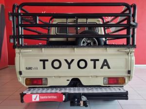 Toyota Land Cruiser 79 4.5D-4D V8 single cab LX - Image 7