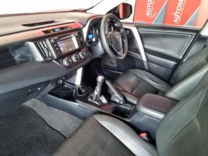 Toyota RAV4 2.0 GX - Image 20