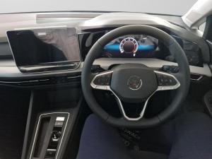 Volkswagen Golf 1.4TSI Life - Image 9
