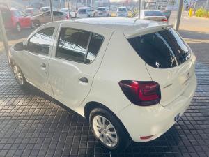 Renault Sandero 66kW turbo Expression (aircon) - Image 5