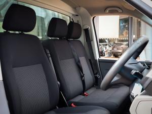 Volkswagen Transporter 2.0TDI single cab - Image 7