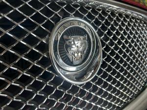 Jaguar XF 3.0 Supercharged Premium Luxury - Image 16