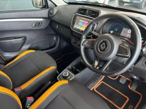 Renault Kwid 1.0 Climber auto - Image 3