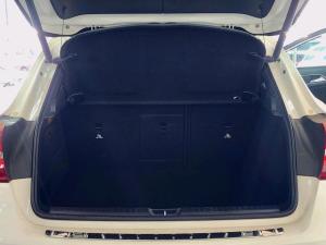Mercedes-Benz GLA GLA200 - Image 12