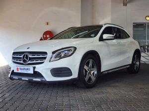 Mercedes-Benz GLA GLA200 - Image 3