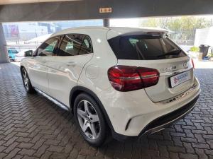 Mercedes-Benz GLA GLA200 - Image 5