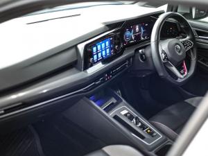 Volkswagen Golf GTI - Image 11
