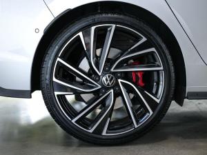 Volkswagen Golf GTI - Image 20
